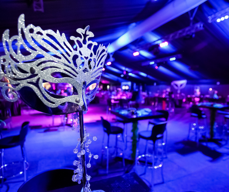 Conference or gala glam